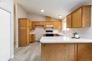 1229 Charman St, Oregon City, OR 97045 - Photo 15