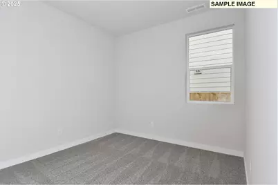 1385 Owl Ave, Woodburn, OR 97071 - Photo 13