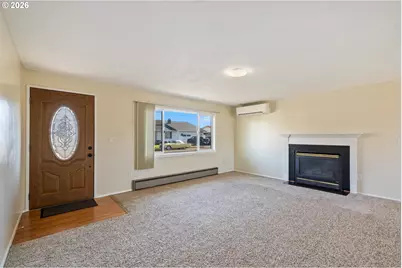 702 Ash Ave, Tillamook, OR 97141 - Photo 7