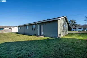 702 Ash Ave, Tillamook, OR 97141 - Photo 27