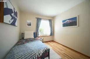 1986 Lake Isle Dr, Eugene, OR 97401 - Photo 41