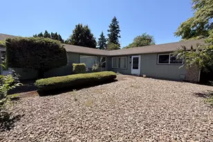 6223 SE 93rd Ave, Portland, OR 97266 - Photo 3