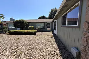 6223 SE 93rd Ave, Portland, OR 97266 - Photo 5
