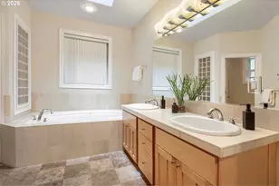 4403 W Burnside Rd, Portland, OR 97210 - Photo 17