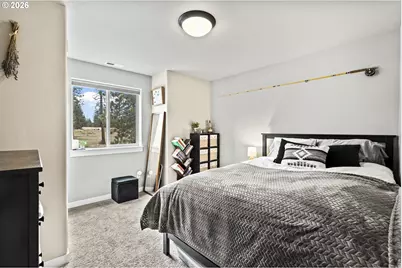 60439 Hedgewood Ln, Bend, OR 97702 - Photo 19