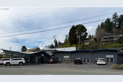 777 N Bayshore Dr, Coos Bay, OR 97420 - Photo 3