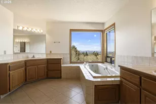 7611 SE 141st Ave, Portland, OR 97236 - Photo 21