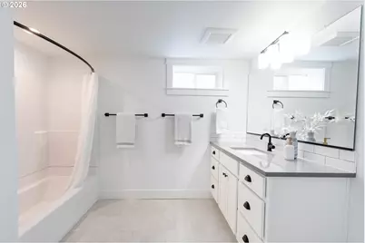 7805 N Smith St, Portland, OR 97203 - Photo 11