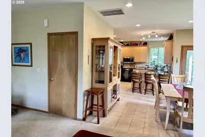 11450 SW Capitol Hwy, Portland, OR 97219 - Photo 11