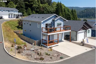 708 Vine Maple Ln, Garibaldi, OR 97118 - Photo 5