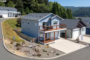 708 Vine Maple Ln, Garibaldi, OR 97118 - Photo 5