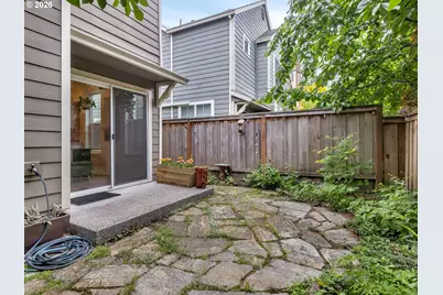 2650 NE 6th Pl, Portland, OR 97212 - Photo 25