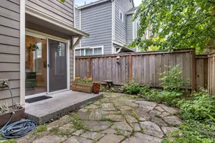 2650 NE 6th Pl, Portland, OR 97212 - Photo 25
