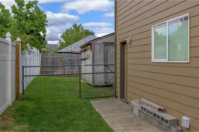 2387 SW Leo St, McMinnville, OR 97128 - Photo 37