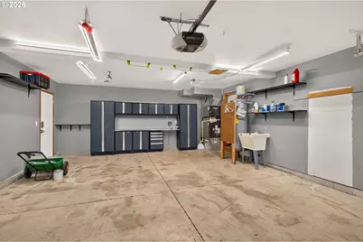2387 SW Leo St, McMinnville, OR 97128 - Photo 43