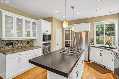 2600 Coeur D Alene Dr, West Linn, OR 97068 - Photo 9