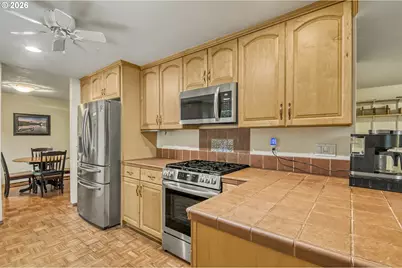 16677 SE Kingsridge Ct, Milwaukie, OR 97267 - Photo 11