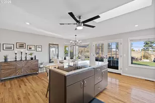 11821 NE Siskiyou St, Portland, OR 97220 - Photo 5