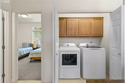 1011 10th St, Florence, OR 97439 - Photo 7