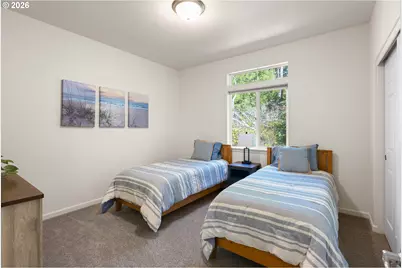 1011 10th St, Florence, OR 97439 - Photo 11