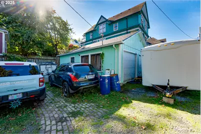 501 38th St, Astoria, OR 97103 - Photo 31