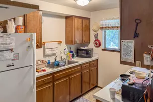 226 Chickering St, Myrtle Creek, OR 97457 - Photo 3