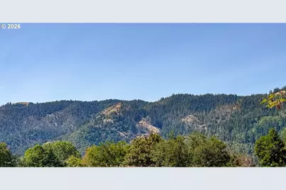 226 Chickering St, Myrtle Creek, OR 97457 - Photo 15