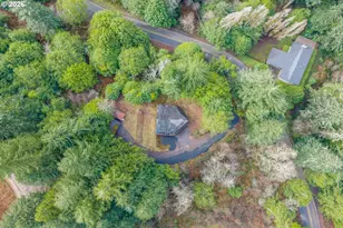 94448 Shelley Ln, Coquille, OR 97423 - Photo 7