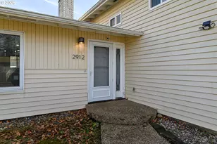 2912 SE 141st Ave, Portland, OR 97236 - Photo 3