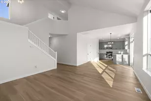 542 SW Sutherland Way, Beaverton, OR 97006 - Photo 11