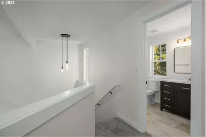 542 SW Sutherland Way, Beaverton, OR 97006 - Photo 25