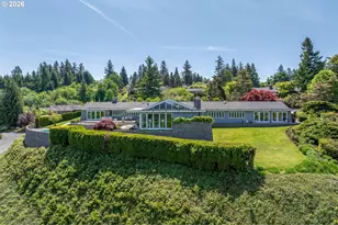 777 Cherry Cir, Lake Oswego, OR 97034 - Photo 3