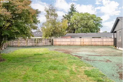 2421 Hickory Ave, Longview, WA 98632 - Photo 23