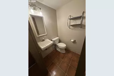 8615 SW Rebecca Ln, Beaverton, OR 97008 - Photo 31