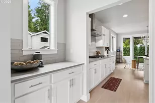 17683 SW Cobb Ln, Beaverton, OR 97007 - Photo 15