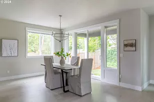 17683 SW Cobb Ln, Beaverton, OR 97007 - Photo 13