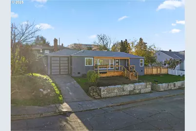 602 W 13th St, The Dalles, OR 97058 - Photo 1