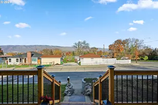 602 W 13th St, The Dalles, OR 97058 - Photo 29