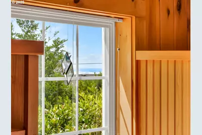 548 Beech St, Cannon Beach, OR 97110 - Photo 9