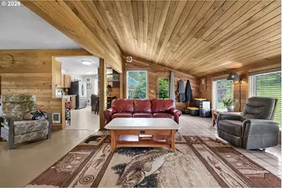 35255 Lyngstad Heights Ln, Astoria, OR 97103 - Photo 7