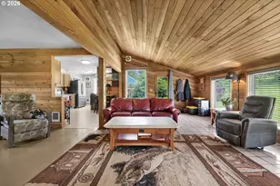 35255 Lyngstad Heights Ln, Astoria, OR 97103 - Photo 7