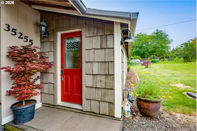 35255 Lyngstad Heights Ln, Astoria, OR 97103 - Photo 3