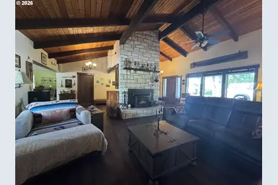3801 Schull Dr, Hood River, OR 97031 - Photo 9