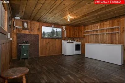 5143 Umpqua Highway 99, Drain, OR 97435 - Photo 35