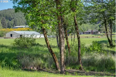 5143 Umpqua Highway 99, Drain, OR 97435 - Photo 17