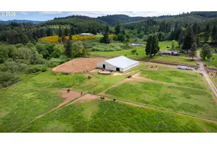5143 Umpqua Hwy 99, Drain, OR 97435 - Photo 17