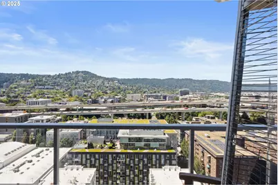 1150 NW Quimby St #1712, Portland, OR 97209 - Photo 9