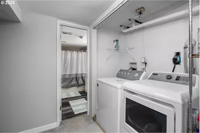 3825 NE 63rd Ave, Portland, OR 97213 - Photo 39