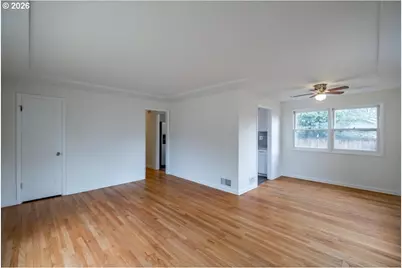 8610 NE Hancock St, Portland, OR 97220 - Photo 23