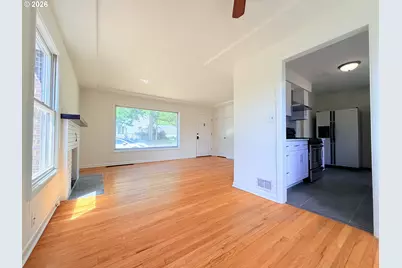 8610 NE Hancock St, Portland, OR 97220 - Photo 17